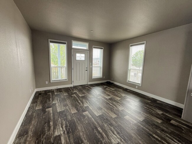 Building Photo - 2021 HOME- CAMP VERDE - VERDE RANCH ESTATES COMMUNITY