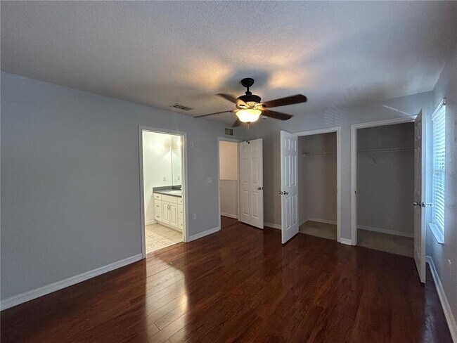 Building Photo - 4574 SW 48th Way