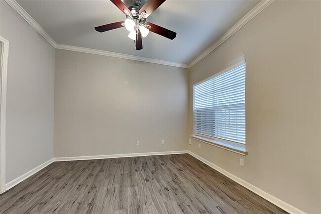 Building Photo - 4106 Hill Springs Dr