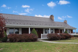 Building Photo - 2-Story Rancher