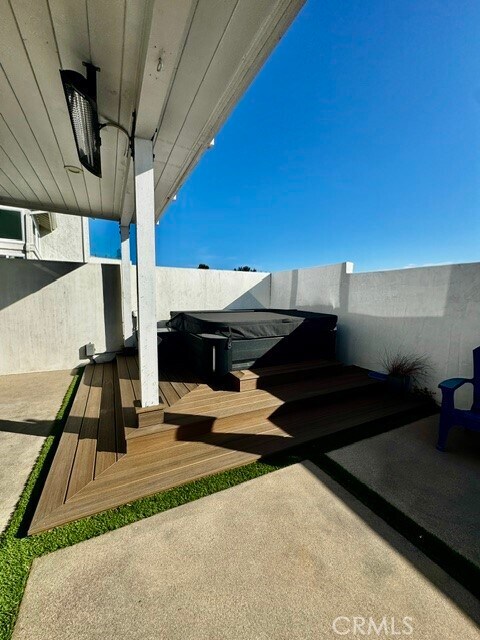 Building Photo - 55 Palm Beach Ct