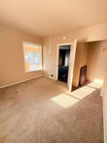 Building Photo - 8041 WA-903