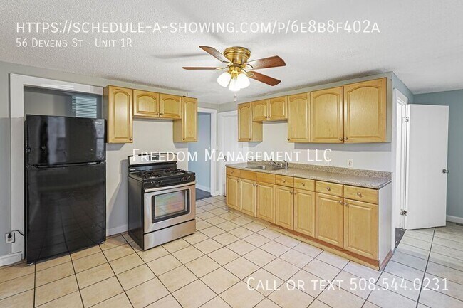 Building Photo - 56 Devens St