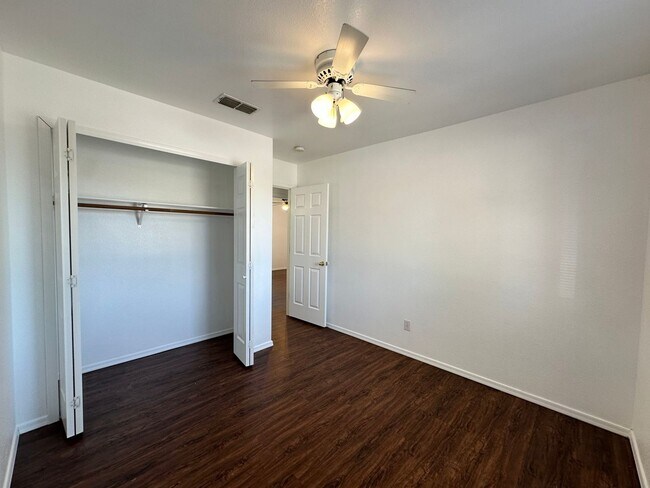 Building Photo - 6527 Nielsen Way