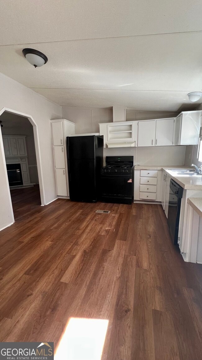 Building Photo - 5291 Old Atlanta Rd