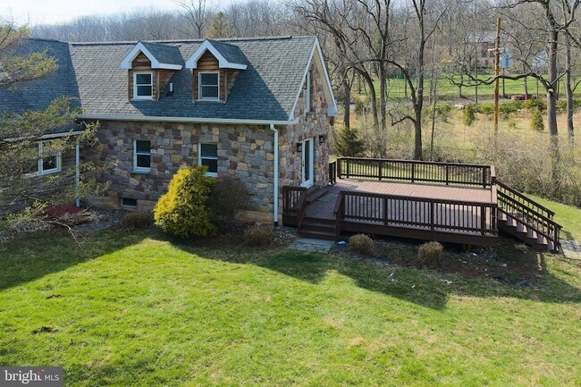 Building Photo - 4325 Lehnenberg Rd