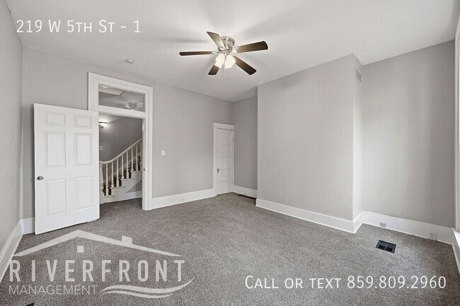 Building Photo - 219 W 5th St