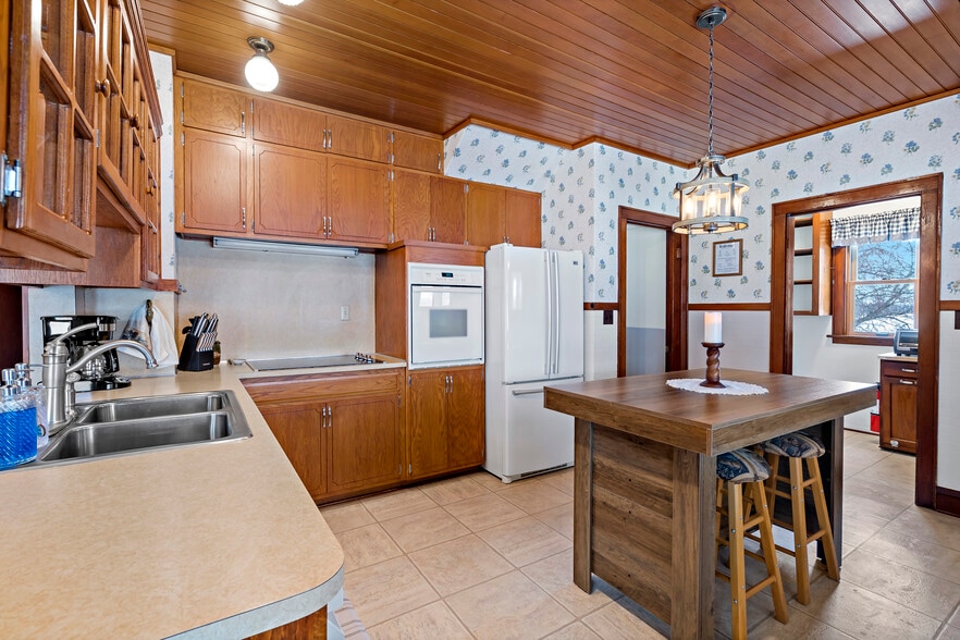 Building Photo - 52275 Rush Lake Trl