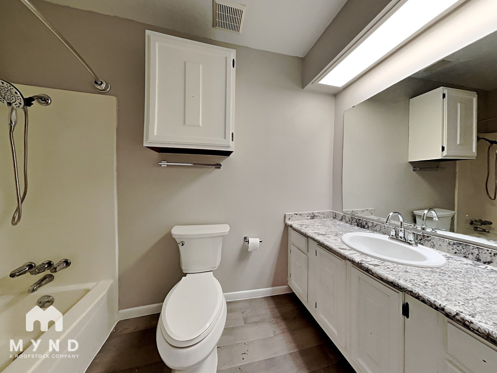 Building Photo - 15803 Mill Point Dr