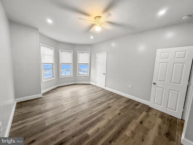 Building Photo - 5341 Market St