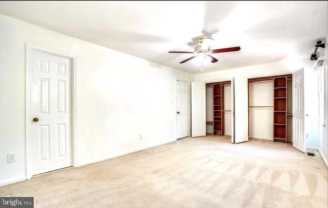 Building Photo - 3151 Borge St