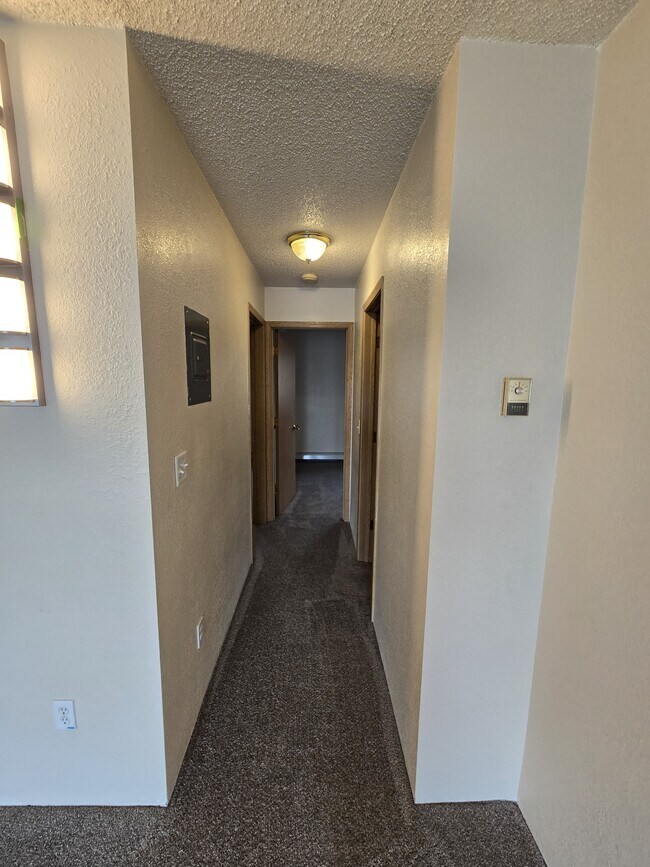 Building Photo - 77 Slater Dr