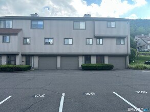 Building Photo - 71 Dorchester Ct