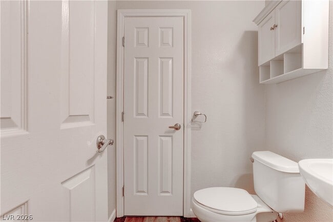 Building Photo - 1133 Via Rocca