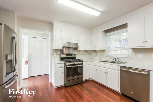 Building Photo - 145 Antelope Dr