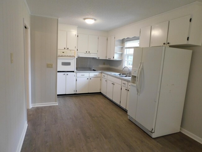 Building Photo - 5841 NC-903