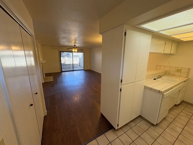 Building Photo - NW Condo coming soon!