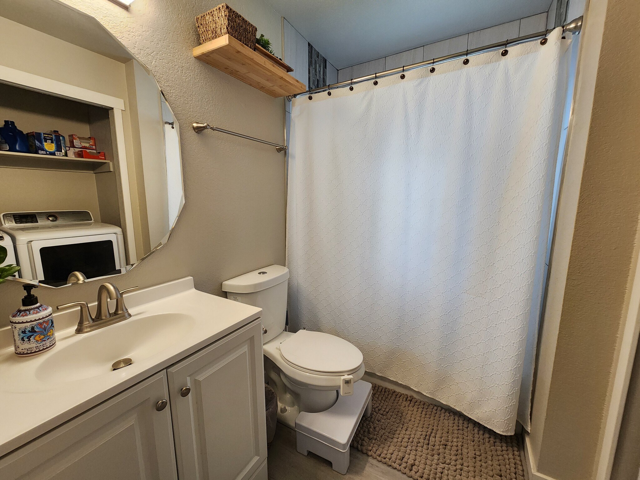 Building Photo - 4850 Hunters Run