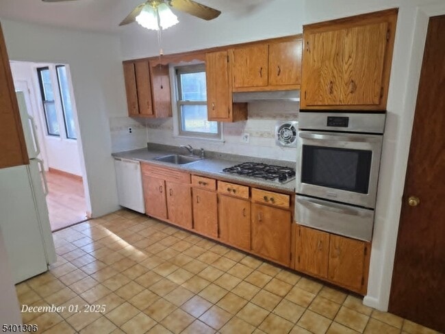 Building Photo - 174 Highland Cross