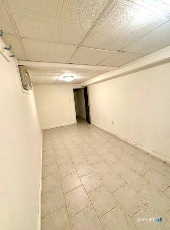 Building Photo - 48 Gates Ave