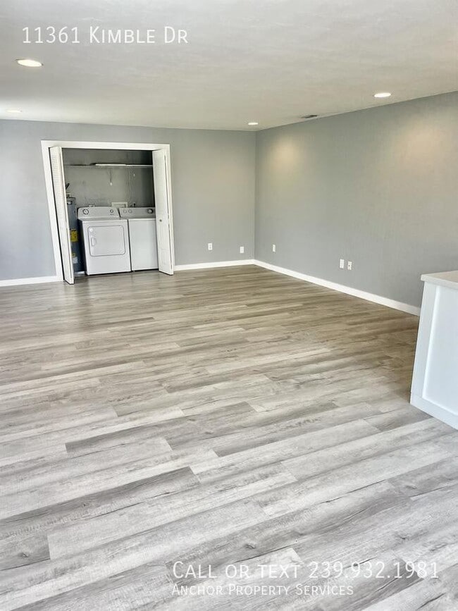 Building Photo - 11361 Kimble Dr