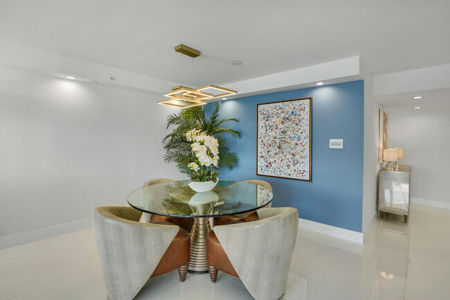 Building Photo - 400 N Flagler Dr