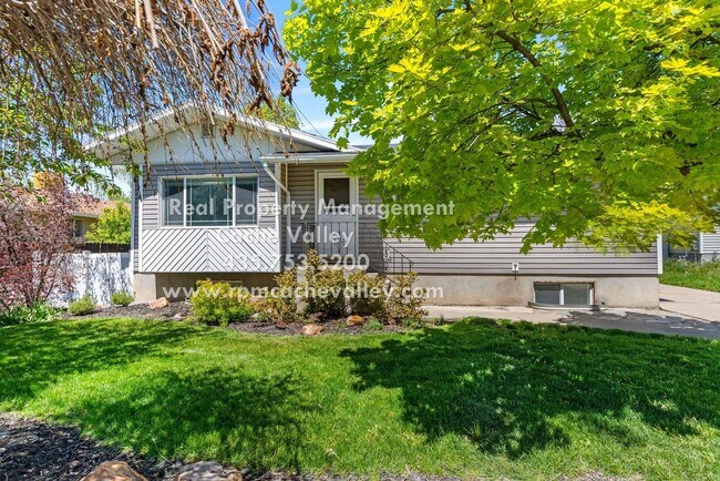 Building Photo - Beautiful 4-Bedroom Home Available in July!