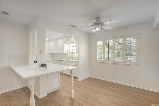 Building Photo - 2511 Meadow Lark Dr