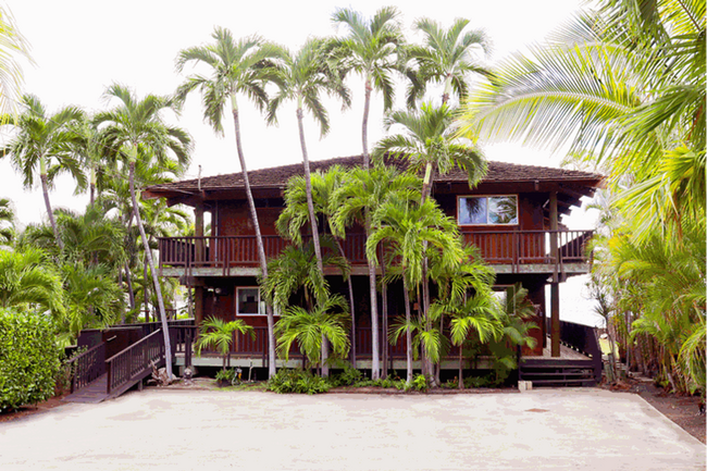 Building Photo - Steps from the Sand – Oceanfront Rental Av...