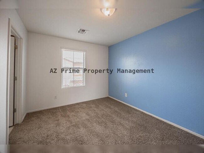 Building Photo - 2032 N 78th Glen