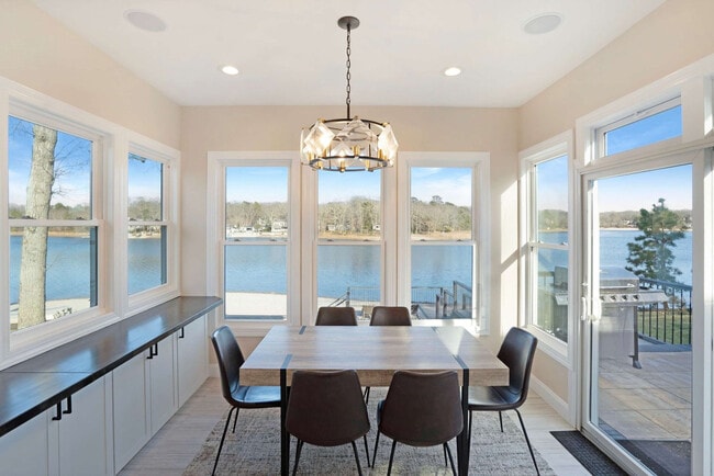 Building Photo - 187 Lakeside Trail