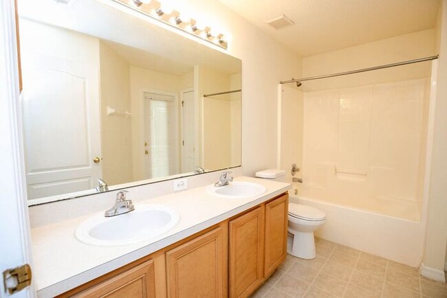 Building Photo - Single family home in Keystone Pointe, St....