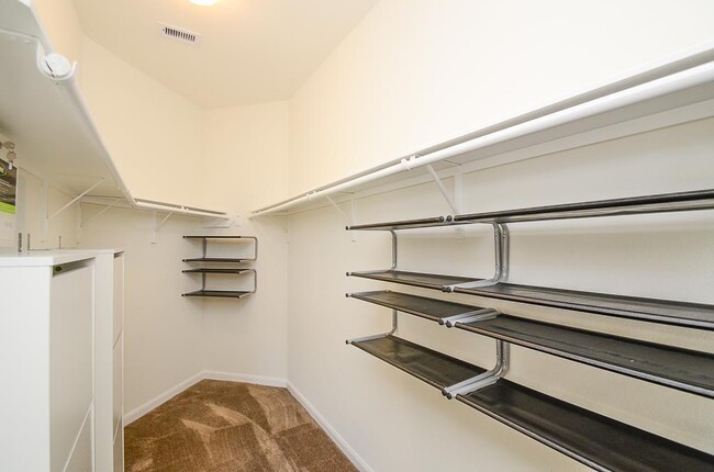 Building Photo - 4423 Ashberry Pine Ln