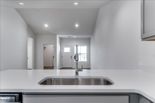 Building Photo - 11316 W 35th St S