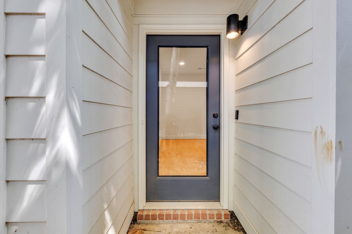 Building Photo - 4115 4th Ave S