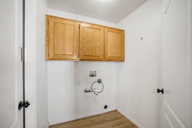 Building Photo - 146 S 1930 W