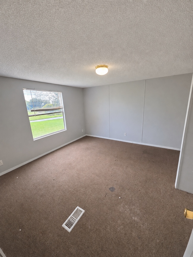 Building Photo - 1493 Hickory Valley Rd