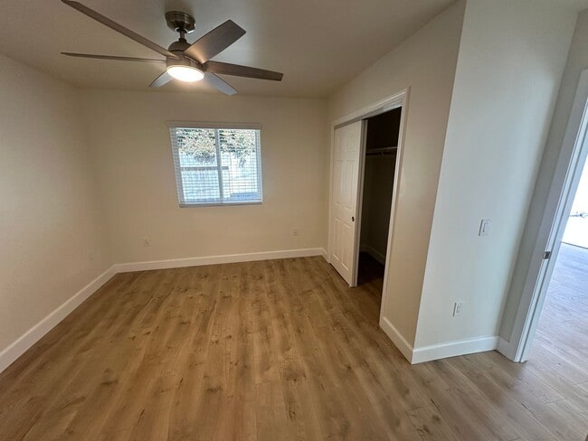 Building Photo - Newly Built Modern 1 Bed / 1 Bath Unit for...