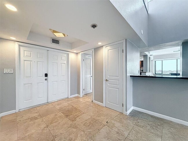 Building Photo - 201 W Laurel St