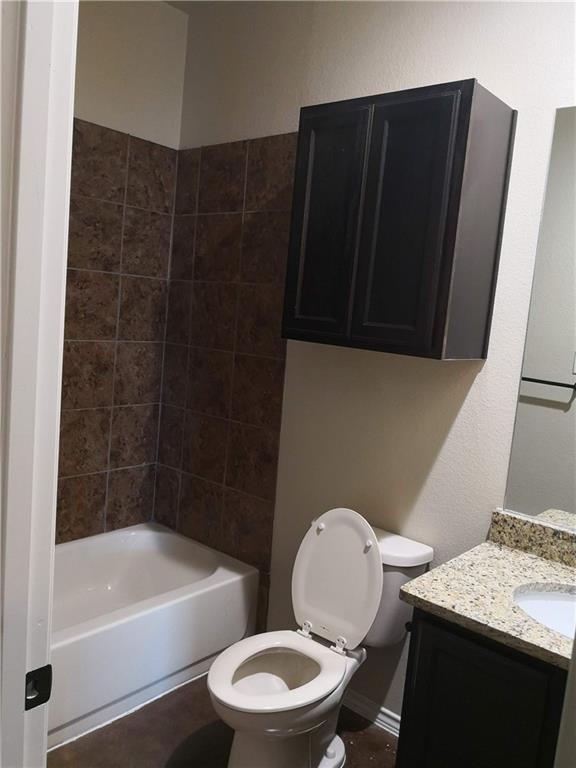 Building Photo - 233 Joanne Lp