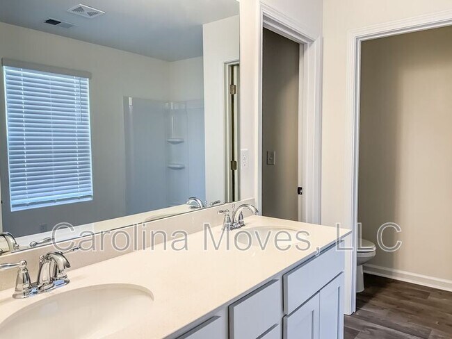 Building Photo - 6015 Willutuck Dr
