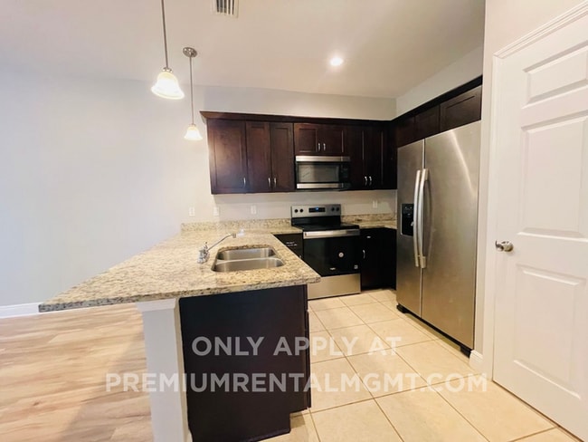 Building Photo - 1601 Cumin Dr