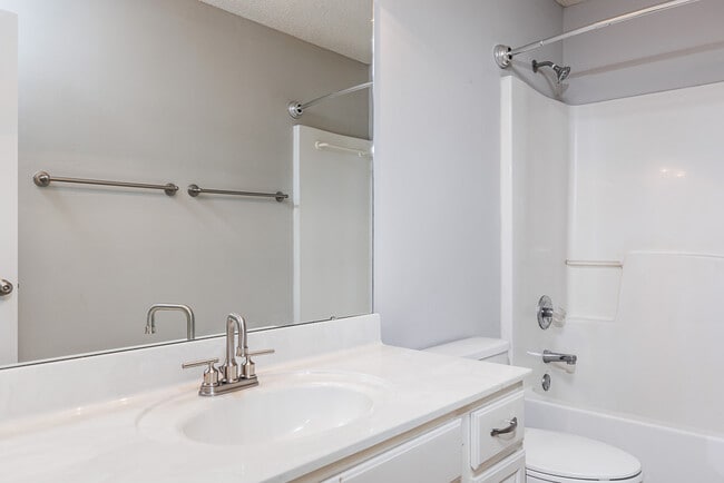 Building Photo - 3832 Doeskin Dr