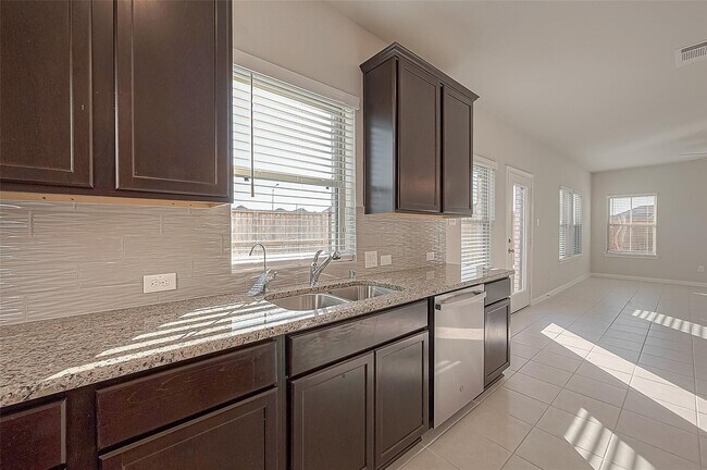 Building Photo - 31139 Mahogany Fir Trl