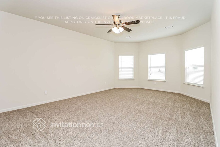 Building Photo - 10001 Pilot Pl