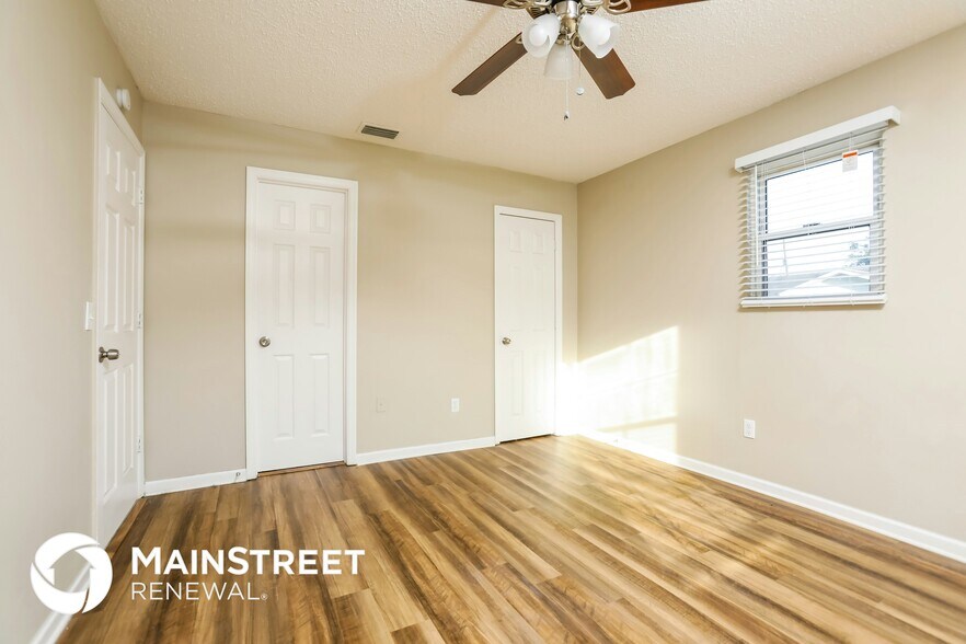 Building Photo - 801 W Arizona Ave