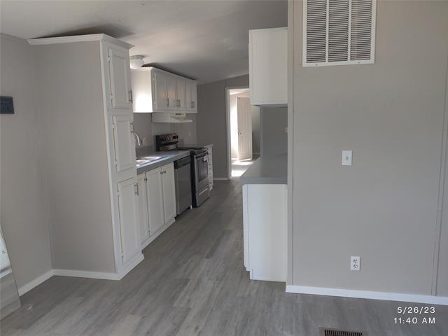 Building Photo - 307 Jones Cir