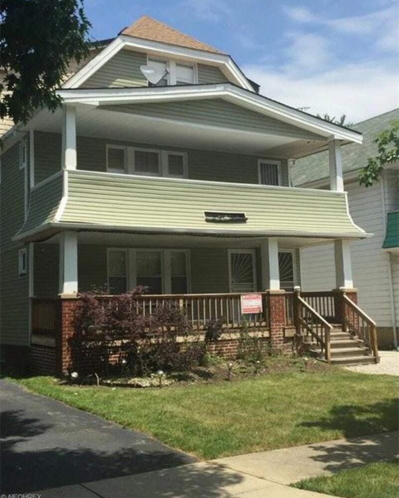 Building Photo - 1665 Cliffview Rd