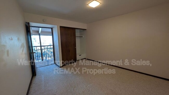 Building Photo - 15 Upland Rd