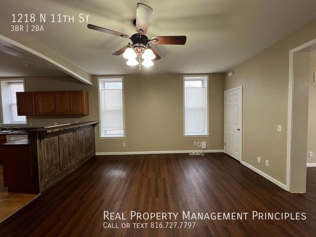 Building Photo - ***Move-In Special*** Recently Renovated, ...